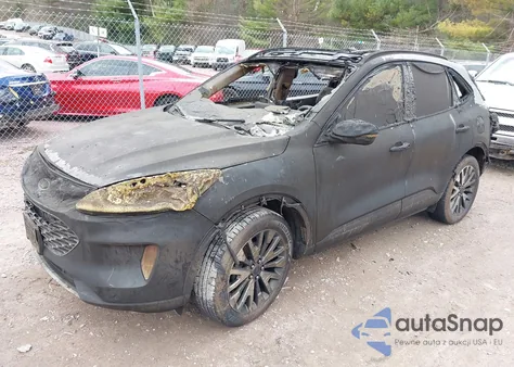 2020 Ford Escape Titanium из США, поврежденный, VIN 1FMCU9J95LUB42775